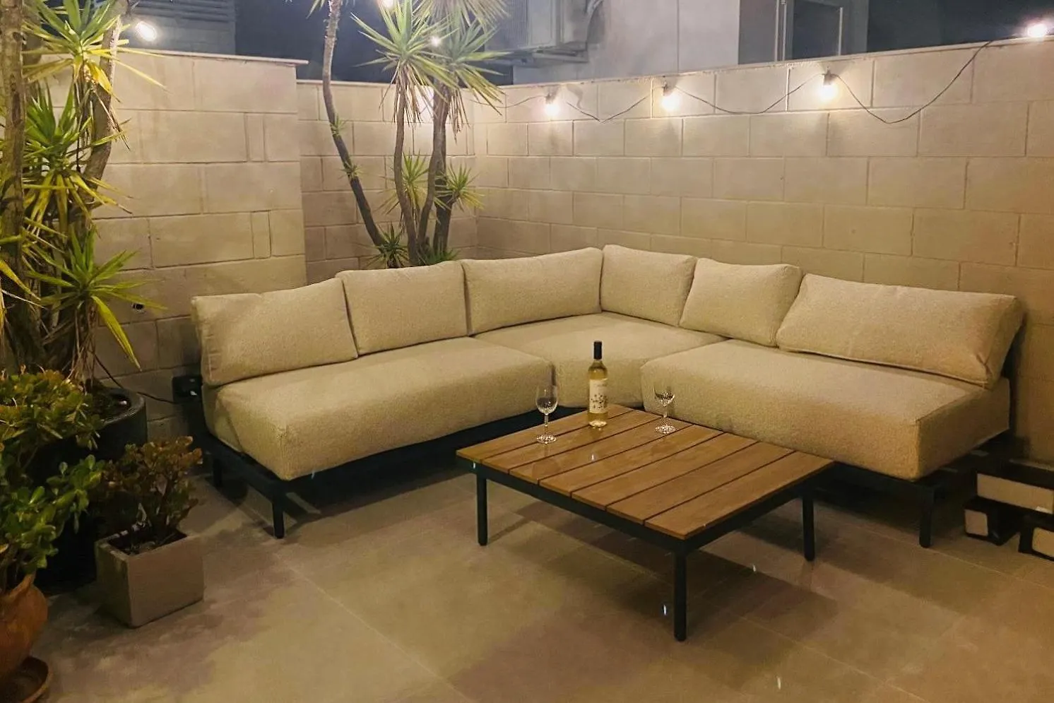 Appart Serenity, Canal, Amarre, Piscine Et Jacuzzi Roses Daire